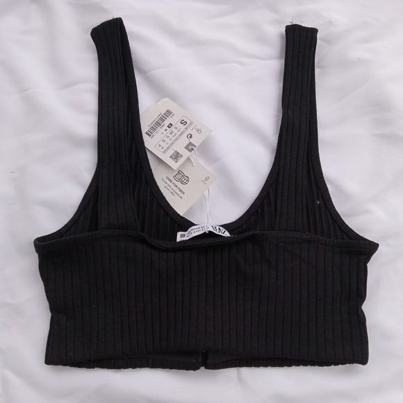 Black Zara Basic ribbed v neck croptop - Picture 3 of 4